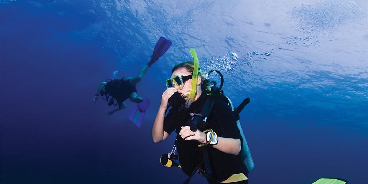 6 Methods to Equalize Your Ears - Divers Alert Network