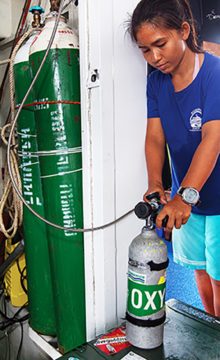 Oxygen Cleaning of Dive Gear: A Two-Part Series - Divers Alert Network