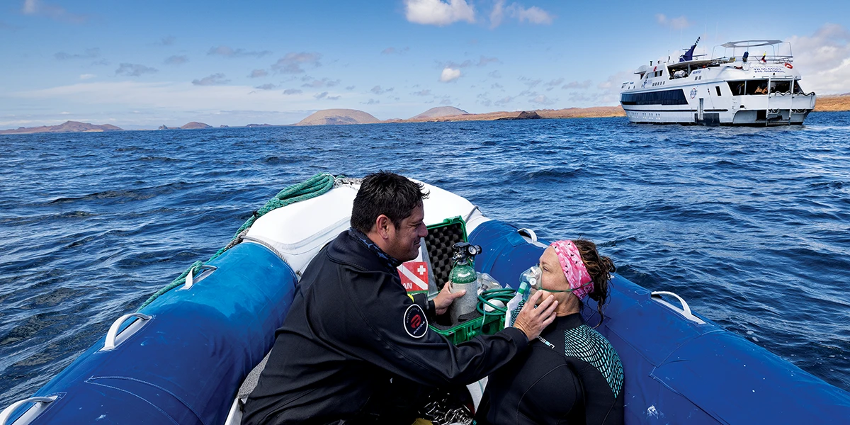 Assisting with oxygen kit